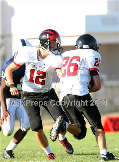 Thumbnail 2 in Harvard-Westlake @ Venice (Freshman) photogallery.