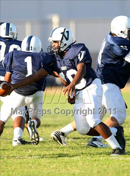 Thumbnail 1 in Harvard-Westlake @ Venice (Freshman) photogallery.