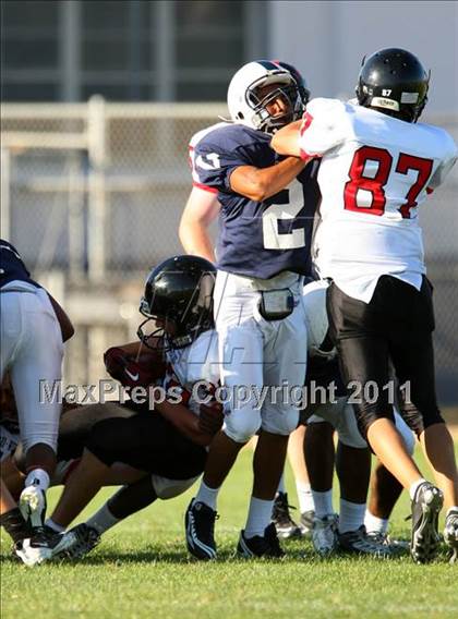 Thumbnail 2 in Harvard-Westlake @ Venice (Freshman) photogallery.