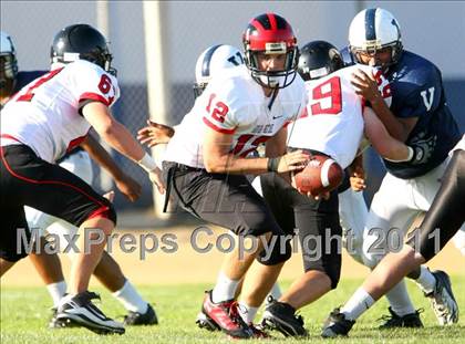 Thumbnail 3 in Harvard-Westlake @ Venice (Freshman) photogallery.