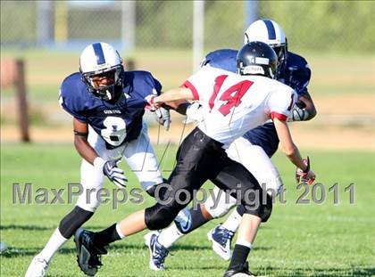 Thumbnail 2 in Harvard-Westlake @ Venice (Freshman) photogallery.