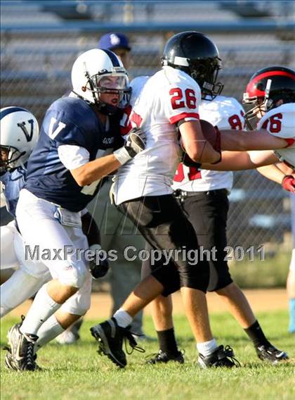 Thumbnail 2 in Harvard-Westlake @ Venice (Freshman) photogallery.