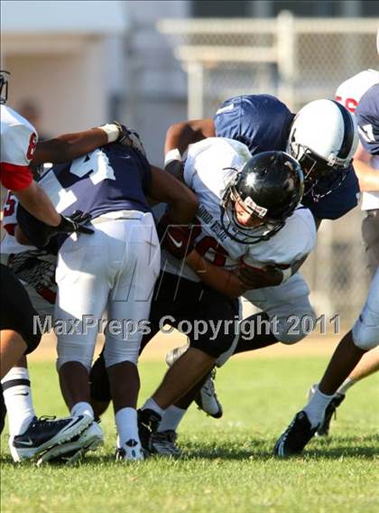 Thumbnail 3 in Harvard-Westlake @ Venice (Freshman) photogallery.