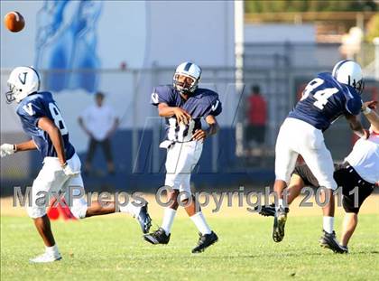 Thumbnail 3 in Harvard-Westlake @ Venice (Freshman) photogallery.