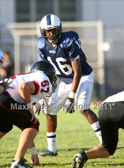 Thumbnail 2 in Harvard-Westlake @ Venice (Freshman) photogallery.