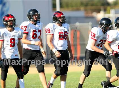 Thumbnail 1 in Harvard-Westlake @ Venice (Freshman) photogallery.