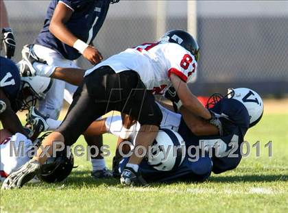 Thumbnail 3 in Harvard-Westlake @ Venice (Freshman) photogallery.