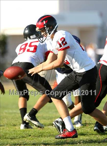 Thumbnail 1 in Harvard-Westlake @ Venice (Freshman) photogallery.