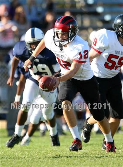 Thumbnail 2 in Harvard-Westlake @ Venice (Freshman) photogallery.