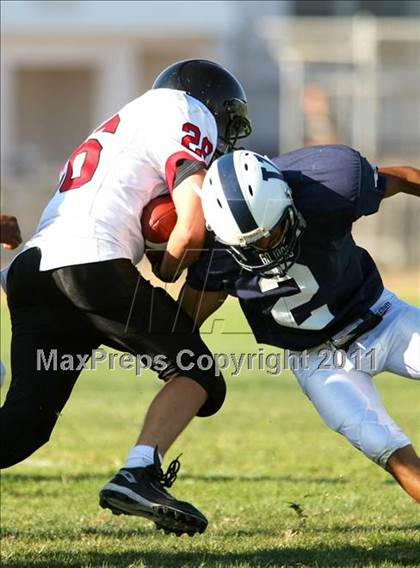 Thumbnail 2 in Harvard-Westlake @ Venice (Freshman) photogallery.