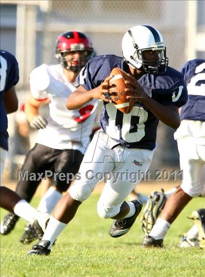 Thumbnail 2 in Harvard-Westlake @ Venice (Freshman) photogallery.