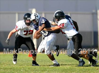 Thumbnail 1 in Harvard-Westlake @ Venice (Freshman) photogallery.