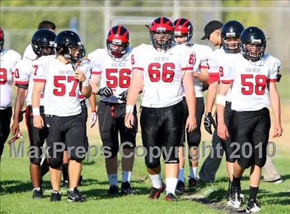 Thumbnail 2 in Harvard-Westlake @ Venice (Freshman) photogallery.