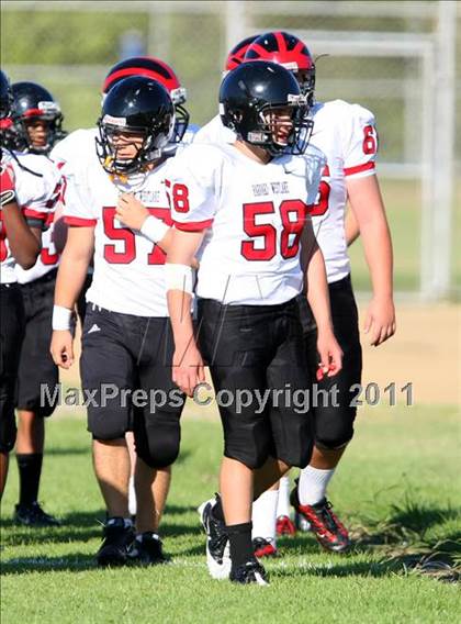 Thumbnail 3 in Harvard-Westlake @ Venice (Freshman) photogallery.