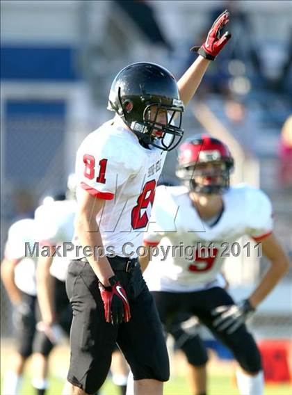 Thumbnail 2 in Harvard-Westlake @ Venice (Freshman) photogallery.
