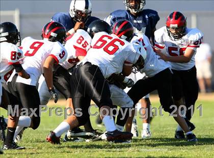 Thumbnail 2 in Harvard-Westlake @ Venice (Freshman) photogallery.