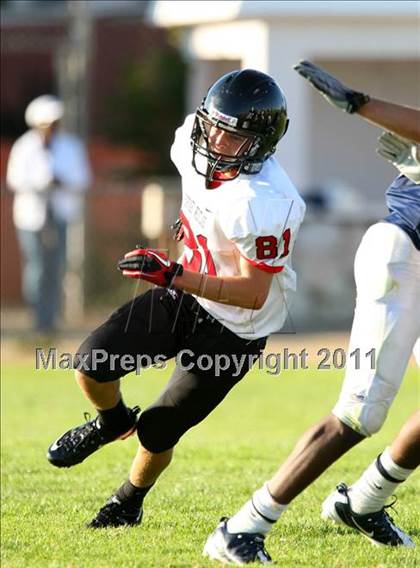 Thumbnail 2 in Harvard-Westlake @ Venice (Freshman) photogallery.