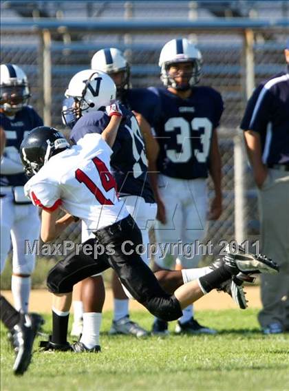 Thumbnail 1 in Harvard-Westlake @ Venice (Freshman) photogallery.