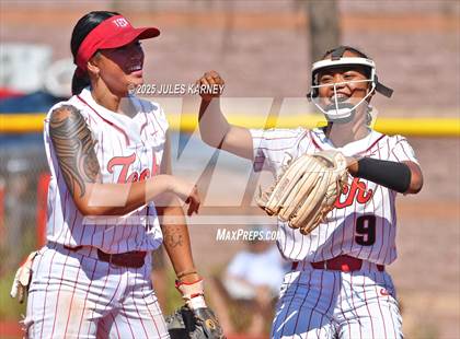 Thumbnail 1 in Southeast Career Tech vs Foothill (NIAA 4A Playoffs) photogallery.