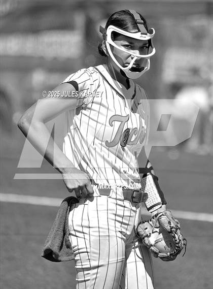Thumbnail 2 in Southeast Career Tech vs Foothill (NIAA 4A Playoffs) photogallery.
