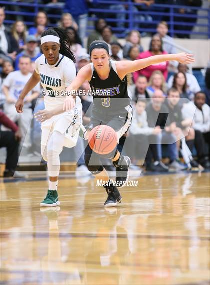 Thumbnail 3 in Southeast Raleigh vs. E.A. Laney (NCHSAA 4A Regional Playoff) photogallery.