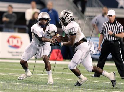 Thumbnail 1 in Brennan vs. Guyer (UIL 4A Division 1 Final) photogallery.