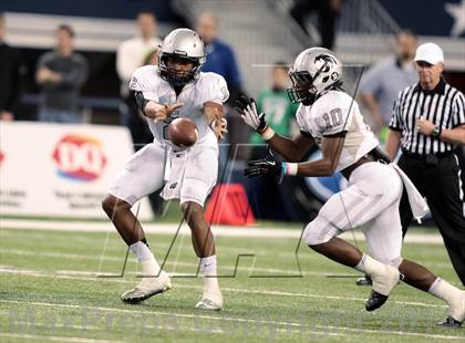 Thumbnail 3 in Brennan vs. Guyer (UIL 4A Division 1 Final) photogallery.