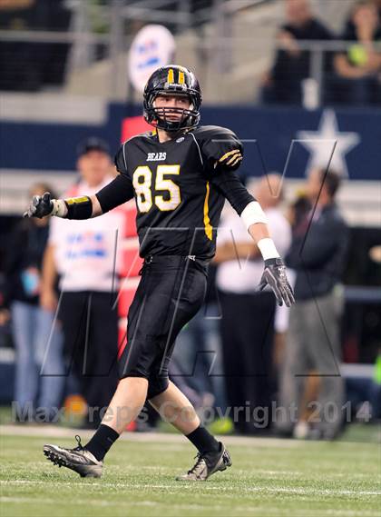 Thumbnail 2 in Brennan vs. Guyer (UIL 4A Division 1 Final) photogallery.