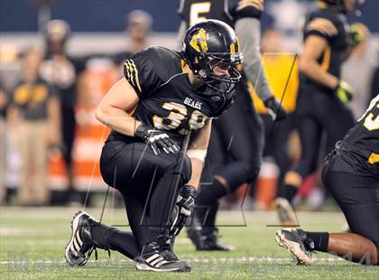 Thumbnail 2 in Brennan vs. Guyer (UIL 4A Division 1 Final) photogallery.