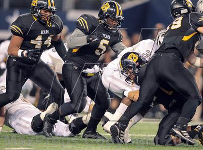 Thumbnail 1 in Brennan vs. Guyer (UIL 4A Division 1 Final) photogallery.