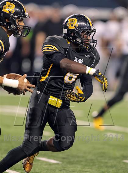 Thumbnail 1 in Brennan vs. Guyer (UIL 4A Division 1 Final) photogallery.
