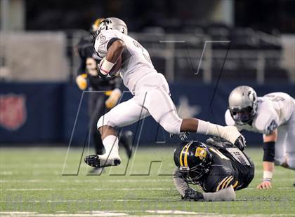Thumbnail 2 in Brennan vs. Guyer (UIL 4A Division 1 Final) photogallery.