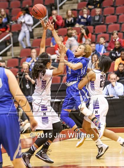 Thumbnail 2 in Dobson @ Millennium (AIA Division1 Final) photogallery.