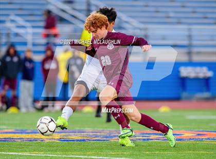 Thumbnail 2 in Glen Cove vs Garden City (Section 8 Nassau A Final) photogallery.