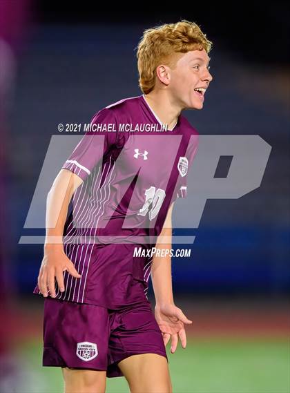 Thumbnail 3 in Glen Cove vs Garden City (Section 8 Nassau A Final) photogallery.