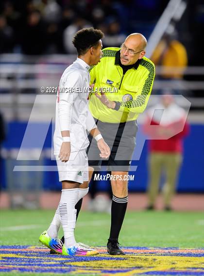 Thumbnail 1 in Glen Cove vs Garden City (Section 8 Nassau A Final) photogallery.