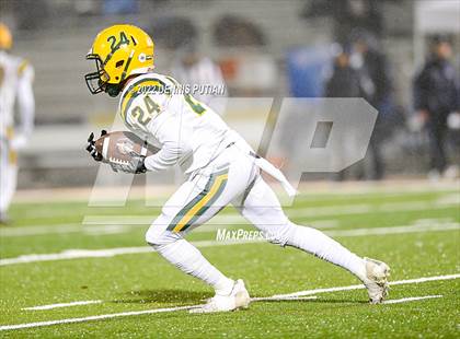 Thumbnail 2 in Vanden @ Bellarmine College Prep (CIF NorCal Regional Division 3-A Final) photogallery.