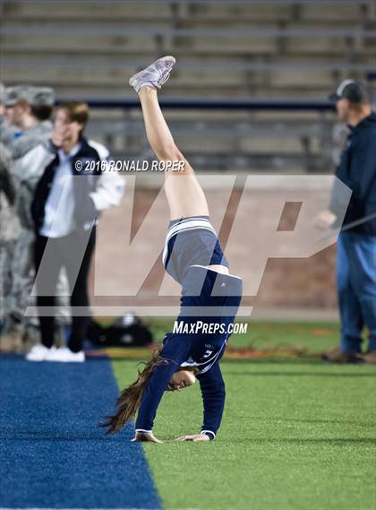 Thumbnail 3 in Wylie East vs. Lancaster (UIL 5A Regional Quarterfinal Playoff) photogallery.