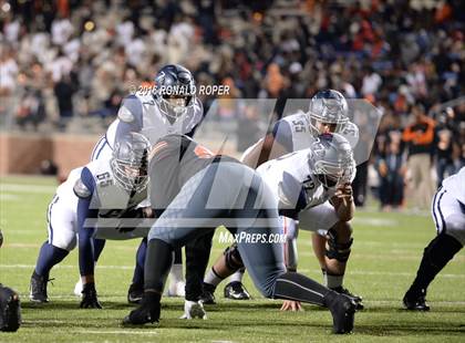Thumbnail 1 in Wylie East vs. Lancaster (UIL 5A Regional Quarterfinal Playoff) photogallery.
