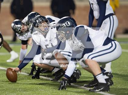 Thumbnail 3 in Wylie East vs. Lancaster (UIL 5A Regional Quarterfinal Playoff) photogallery.