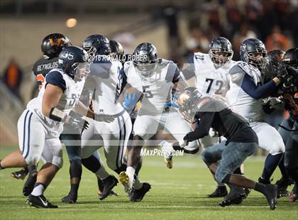 Thumbnail 1 in Wylie East vs. Lancaster (UIL 5A Regional Quarterfinal Playoff) photogallery.
