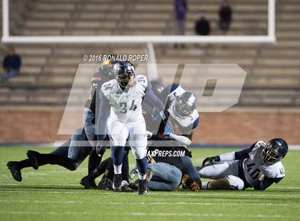 Thumbnail 1 in Wylie East vs. Lancaster (UIL 5A Regional Quarterfinal Playoff) photogallery.