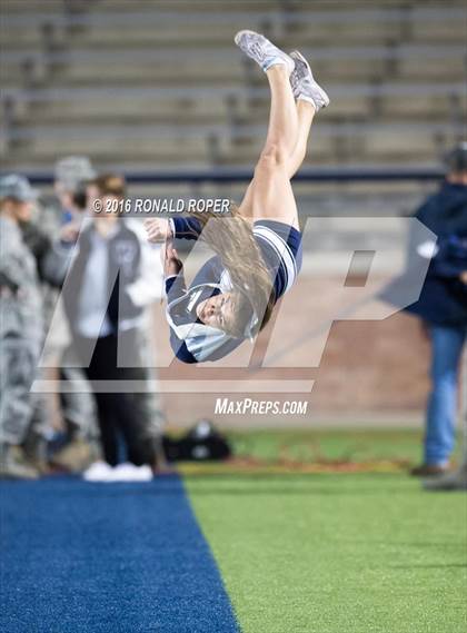 Thumbnail 2 in Wylie East vs. Lancaster (UIL 5A Regional Quarterfinal Playoff) photogallery.