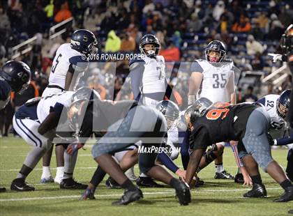 Thumbnail 3 in Wylie East vs. Lancaster (UIL 5A Regional Quarterfinal Playoff) photogallery.