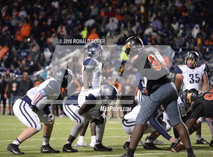 Thumbnail 1 in Wylie East vs. Lancaster (UIL 5A Regional Quarterfinal Playoff) photogallery.