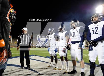 Thumbnail 2 in Wylie East vs. Lancaster (UIL 5A Regional Quarterfinal Playoff) photogallery.
