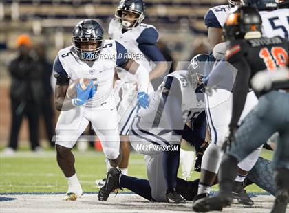 Thumbnail 1 in Wylie East vs. Lancaster (UIL 5A Regional Quarterfinal Playoff) photogallery.