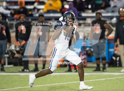 Thumbnail 1 in Wylie East vs. Lancaster (UIL 5A Regional Quarterfinal Playoff) photogallery.