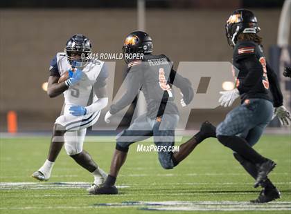 Thumbnail 1 in Wylie East vs. Lancaster (UIL 5A Regional Quarterfinal Playoff) photogallery.