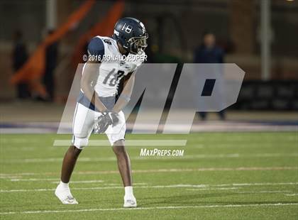 Thumbnail 1 in Wylie East vs. Lancaster (UIL 5A Regional Quarterfinal Playoff) photogallery.